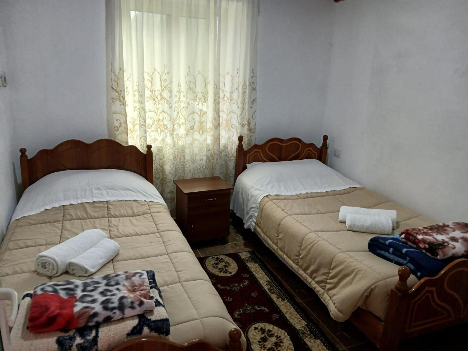 Bed and Breakfast Bujtina Milani Theth Exterior foto