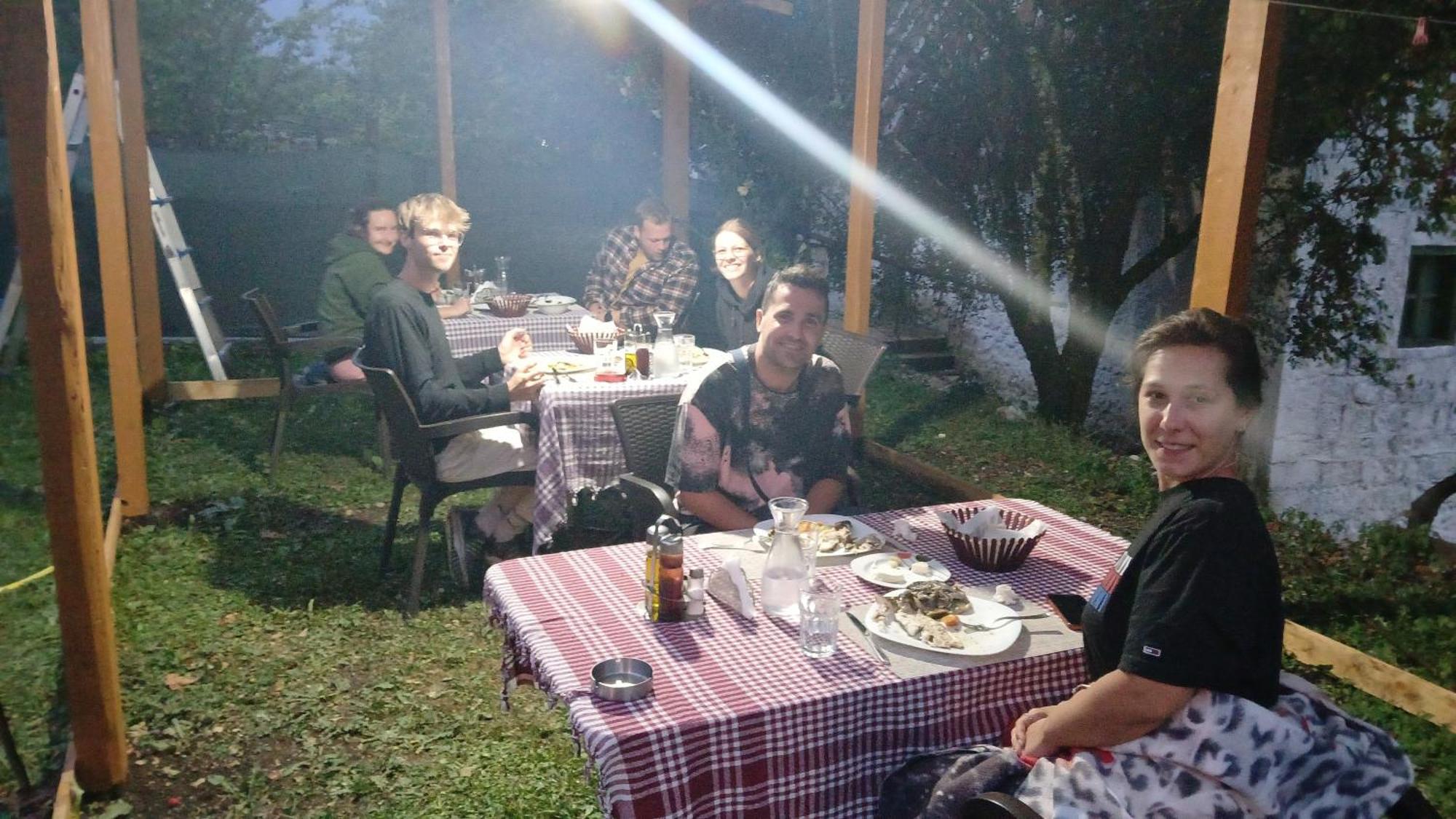 Bed and Breakfast Bujtina Milani Theth Exterior foto